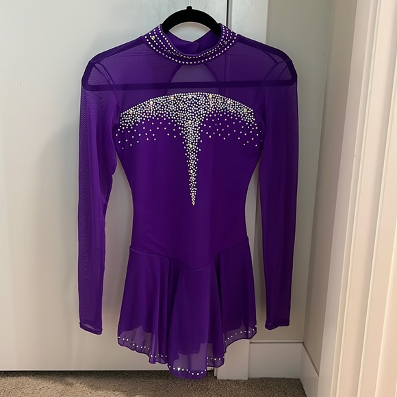 Fully customized woman’s small competitive figure skating dress - Picture 2 of 3